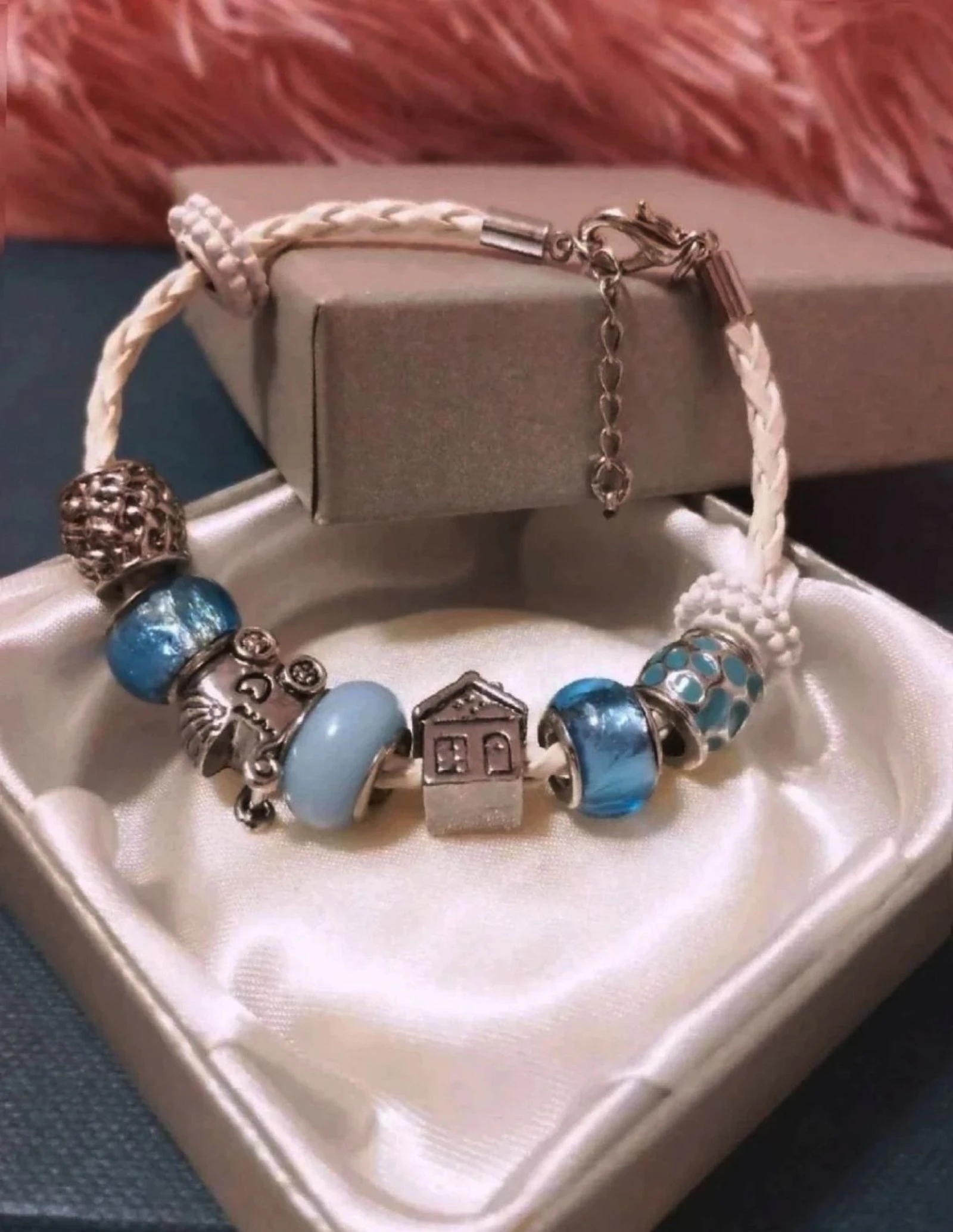 Pulsera divina abalorios dijes